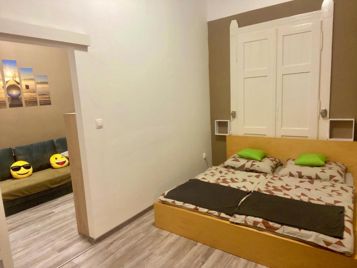 Pihi-Lak Apartman Siófok Buitenkant foto