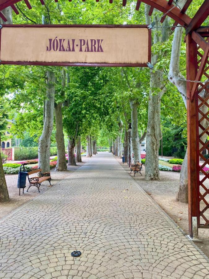 Pihi-Lak Apartman Siófok Buitenkant foto